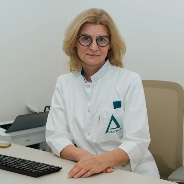  Corduneanu  Angela